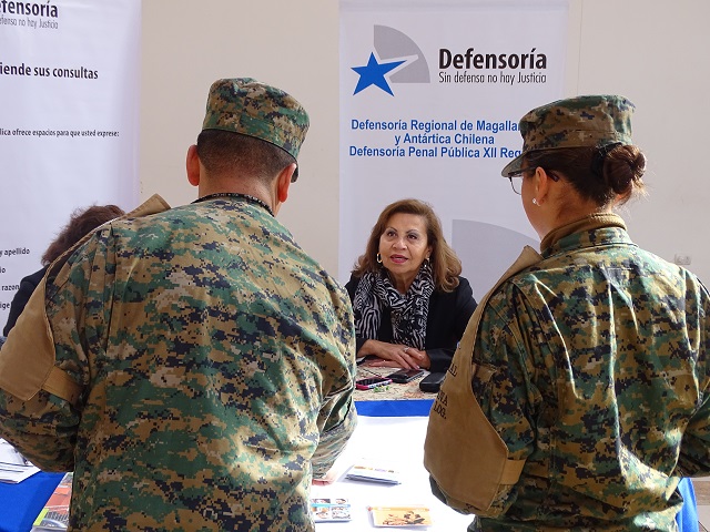 Uniformados y civiles recibieron informaci&oacute;n sobre el rol de la Defensor&iacute;a Penal P&uacute;blica.