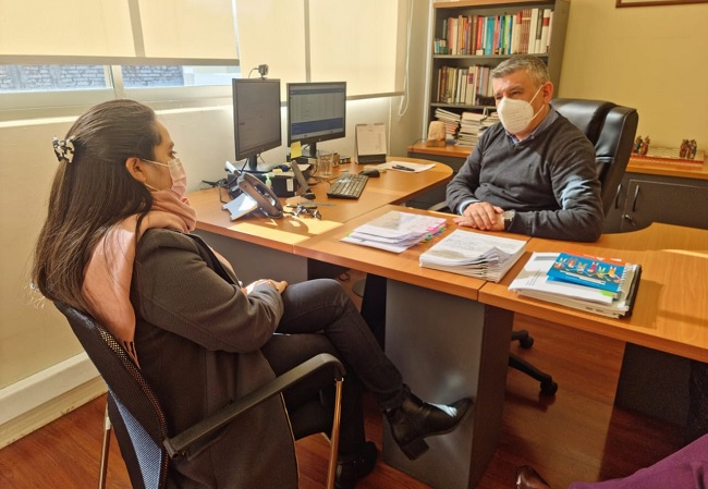 La diputada Sara Concha fue invitada por el Defensor Regional, Marco Montero, a visitar las oficinas de la instituci&oacute;n.