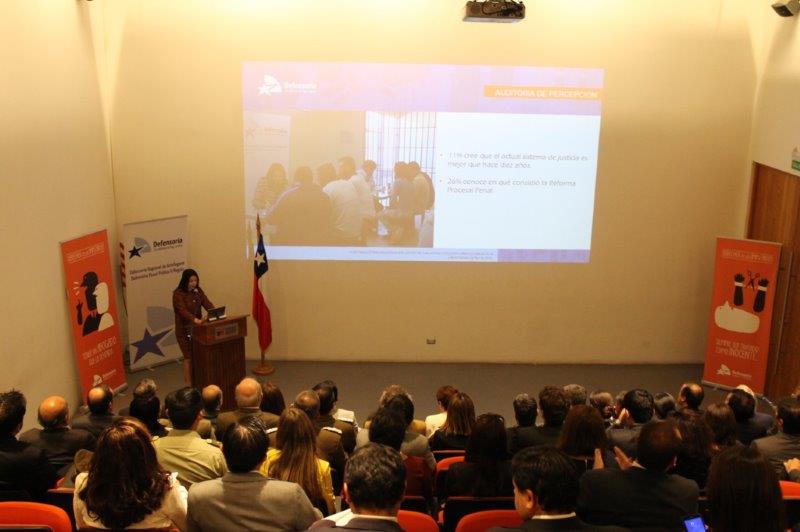 La Defensora Regional present&oacute; su balance de gesti&oacute;n en la Biblioteca Regional de Antofagasta.