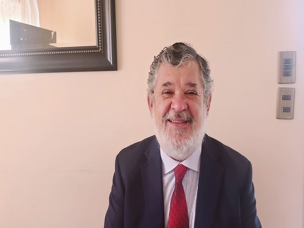  Humberto Romero represent&oacute; a la joven embarazada de 27 semanas, quien estaba afectada en su salud mental.