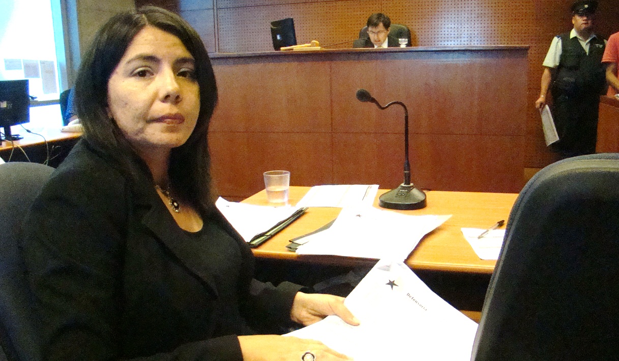 La defensora penal juvenil B&aacute;rbara Antivero logr&oacute; la absoluci&oacute;n del joven de 14 a&ntilde;os, imputado de robo con violaci&oacute;n a una anciana.
