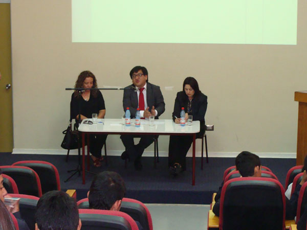 La Defensor&iacute;a Regional de Antofagasta cumpli&oacute; con su cuenta participativa 2012 ante j&oacute;venes del Liceo Industrial de la ciudad.