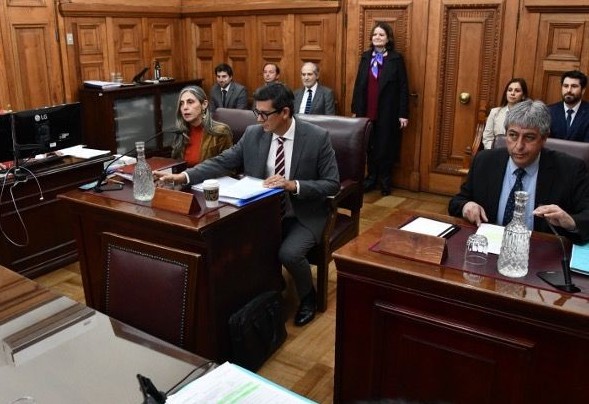 El defensor p&uacute;blico V&iacute;ctor Providel, en abril pasado, alegando en la Corte de Apelaciones de Santiago.