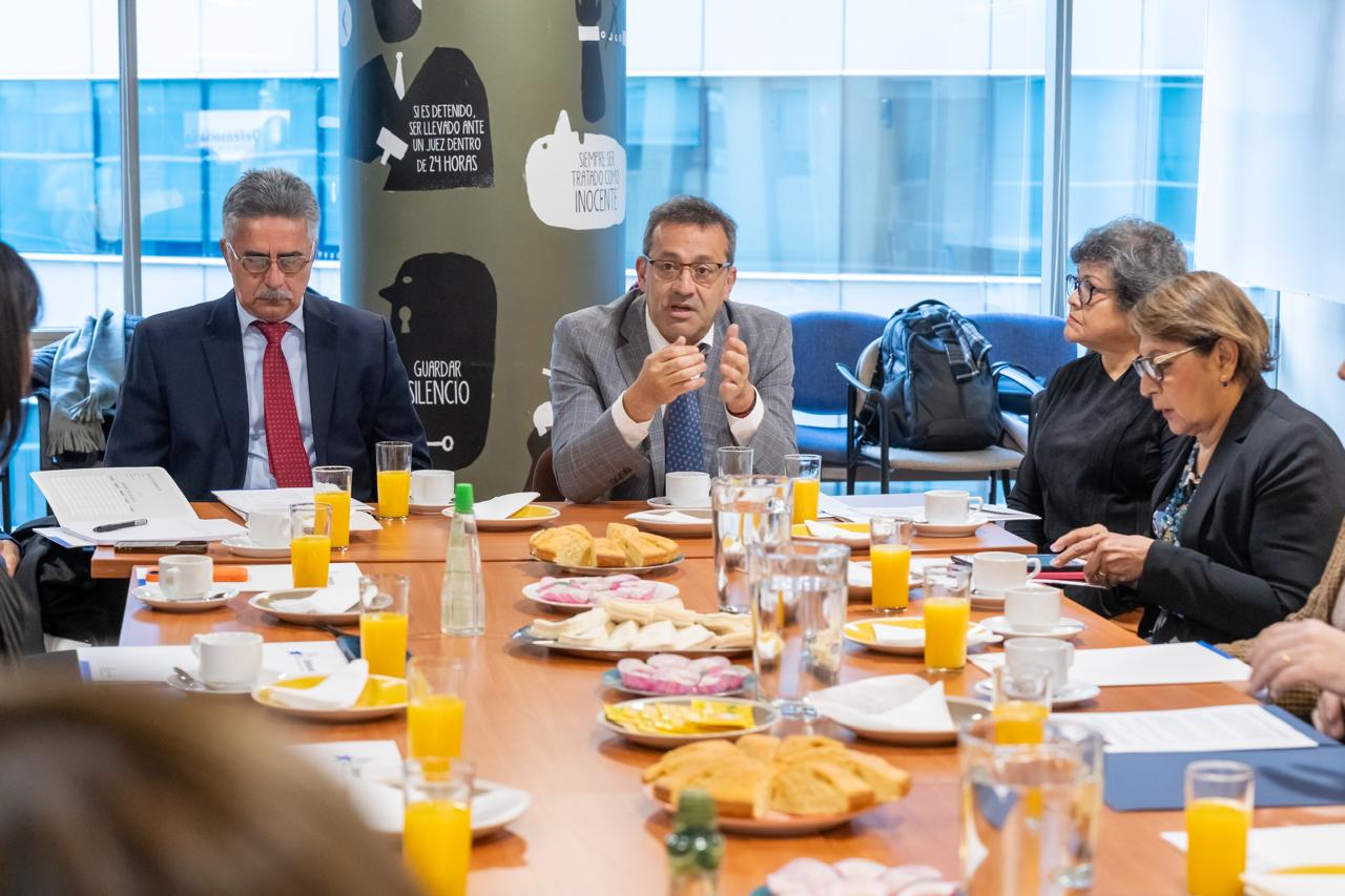 En este desayuno tambi&eacute;n estuvo presente Enrique O&acute;Farrill, director ejecutivo de la AGCID.