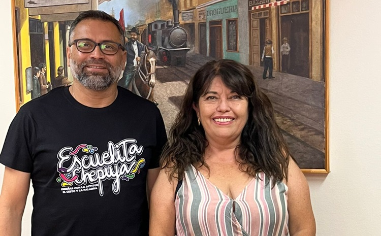 El Defensor Regional de Antofagasta recibi&oacute; con alegr&iacute;a la propuesta de la fundadora de la escuela popular "Chepuja".