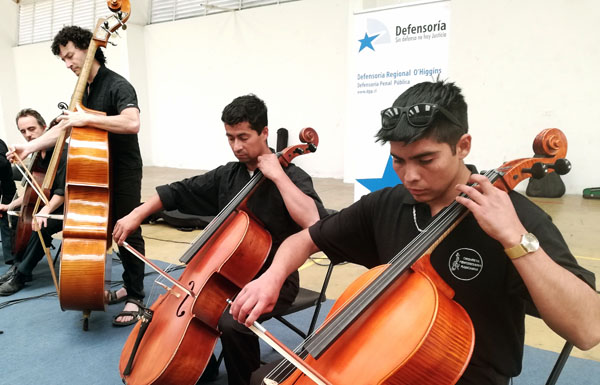 Un hermoso concierto de apertura brind&oacute; la Orquesta Penitenciaria de Rancagua, junto a la Orquesta Nuevo Mundo.