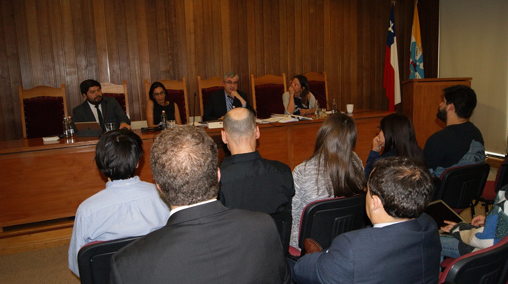 En el encuentroi participaron estudiantes y egresados de derecho, abogados penalistas, acad&eacute;micos y jueces de distintos tribunales de la regi&oacute;n.