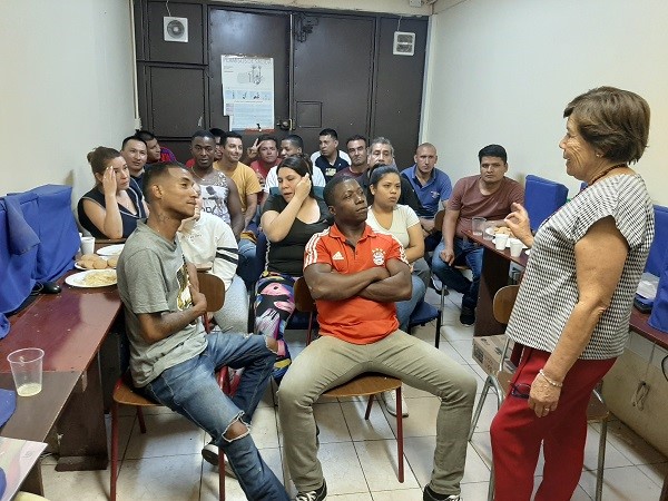 En el amparo, la defensa p&uacute;blica plante&oacute; que la resoluci&oacute;n del tribunal oral era ilegal y arbitraria.