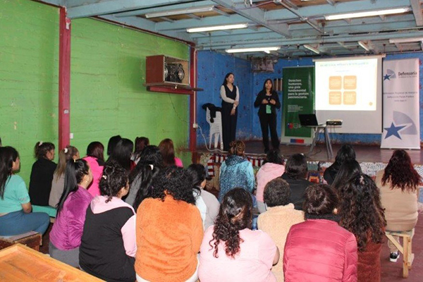 El equip&oacute; de defensa penitenciaria de Atacama se reuni&oacute; con 30 mujeres privadas de libertad en el CCP de Copiap&oacute;.