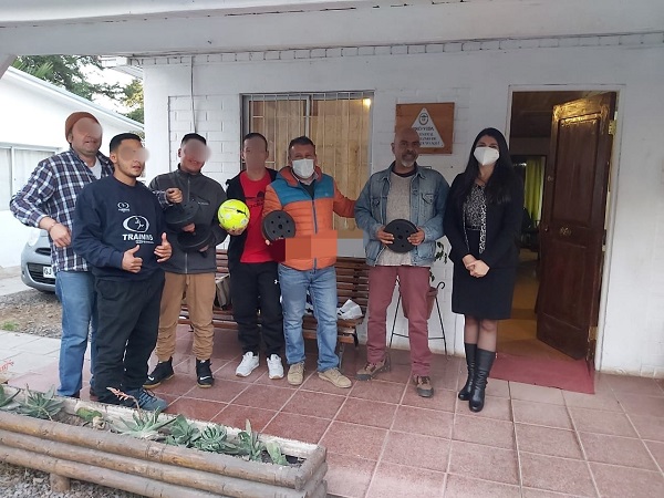 La defensora local jefe Occidente, Mitzi Ja&ntilde;a, aprovech&oacute; la actividad para responder consultas de usuarios.