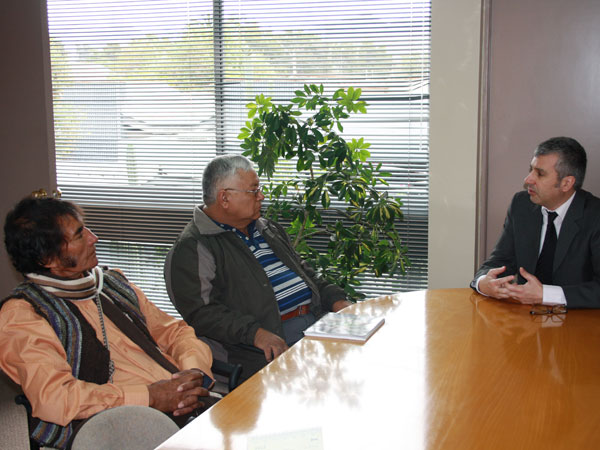 Ra&uacute;l Palma y los dirigentes ind&iacute;genas acordaron una reuni&oacute;n ampliada con los miembros de las comunidades colla y mapuche.