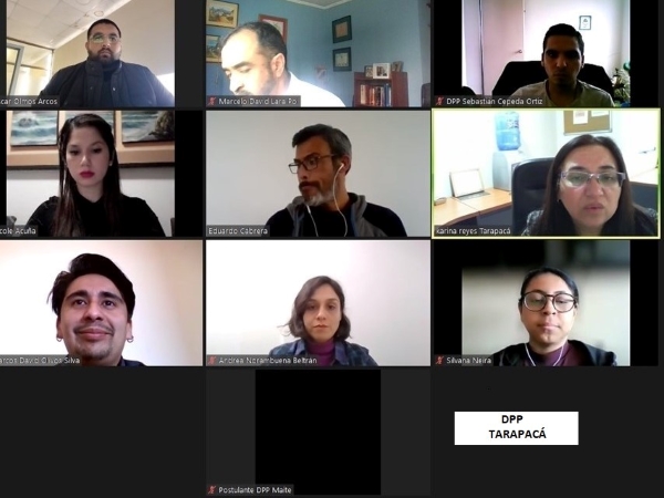 Una escena de la jornada por videoconferencia, encabezada por el defensor local jefe de Iquique, Marcelo Lara.