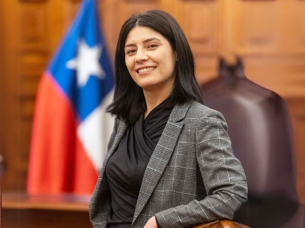 La abogada se mostr&oacute; muy contenta de poder participar en este programa de liderazgo femenino.