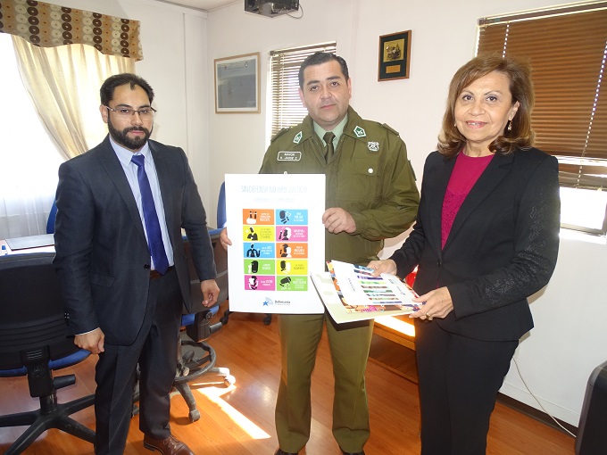 Director administrativo Claudio Miranda, Mayor Hugo Jaque, Defensora Regional Gustava Aguilar