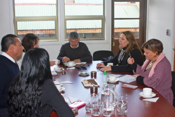 Tras un acuerdo alcanzado con el alcalde, Alejandro Avello, la Defensor&iacute;a habilitar&aacute; oficinas en Futaleuf&uacute;. 