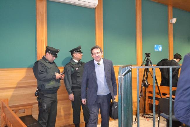 El defensor penal p&uacute;blico Jaime L&oacute;pez al t&eacute;rmino de una audiencia.