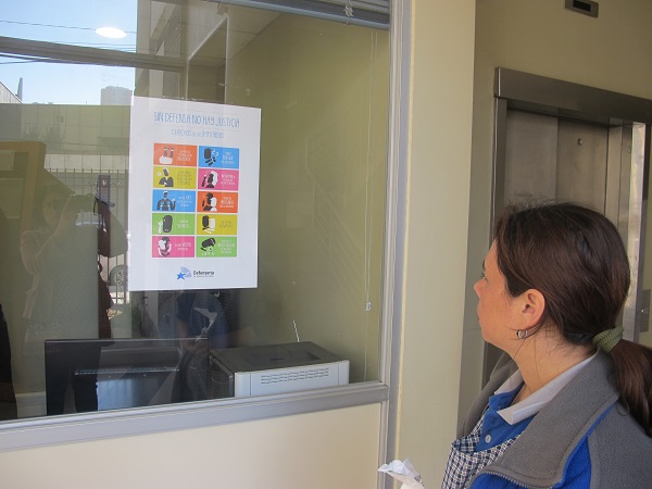 En un lugar estrat&eacute;gico se instal&oacute; el dec&aacute;logo de derechos del imputado. 