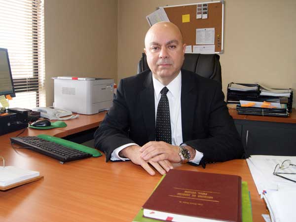 El Defensor Regional de Los R&iacute;os, Luis Soto Pozo.