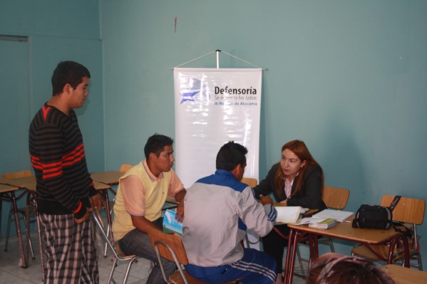 La defensora local Violeta Villalobos atendi&oacute; a los condenados internos en el CCP de Copiap&oacute;.
