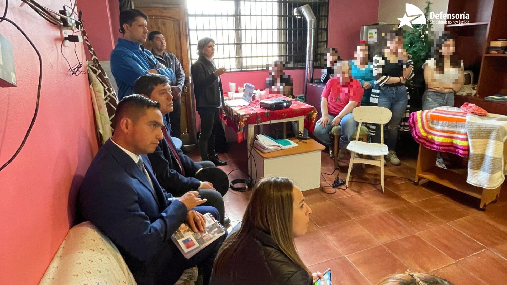 Mujeres internas de la c&aacute;rcel de Coyhaique conocieron resultados de estudio en el que fueron protagonistas.