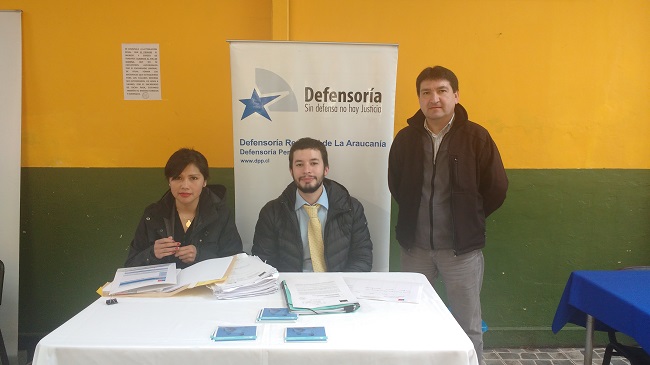 El equipo de la Defensor&iacute;a Regional de La Araucania que atendi&oacute; a los internos del CCP de Nueva Imperial.