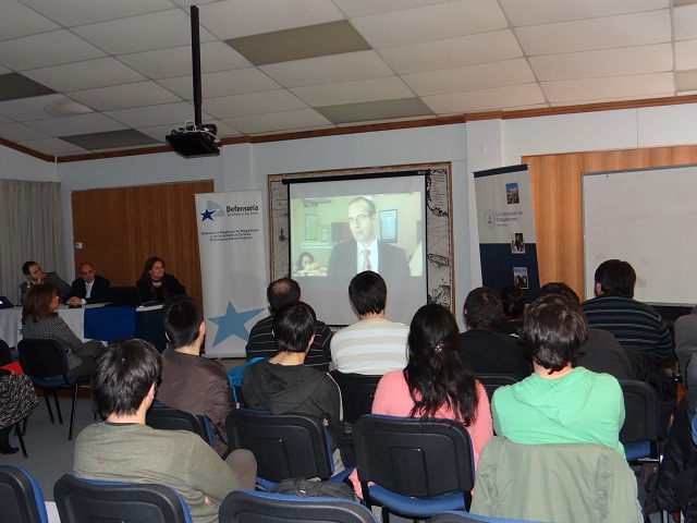La charla motiv&oacute; a los estudiantes, en particular respecto del derecho penal.