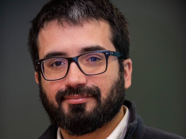 El abogado Nicol&aacute;s Cisternas, de la Unidad de Defensa Especializada de la Defensor&iacute;a Penal P&uacute;blica.
