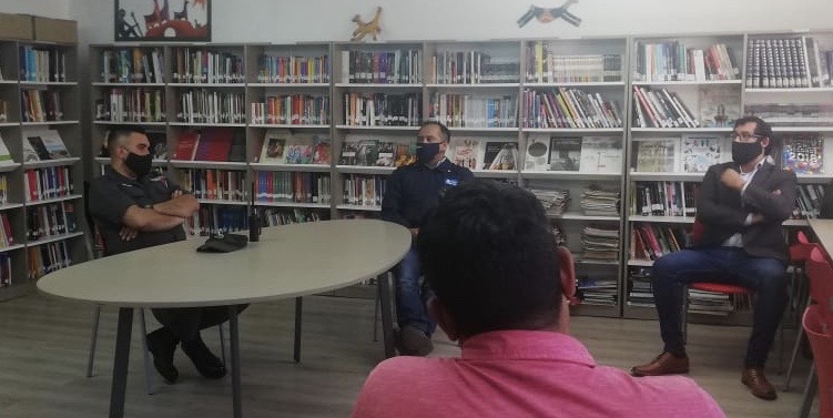 El defensor, &Aacute;ngel Guerrero atiende consultas de internos imputados en Centro Penitenciario de Copiap&oacute;. 