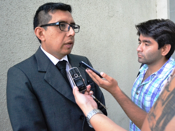 El defensor penal p&uacute;blico Sergio Vilca, quien representa a ambos concejales.