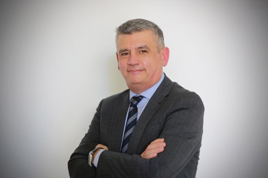 Defensor Regional de &Ntilde;uble: "La presencia de un juez en un estrado no es algo accesorio o balad&iacute;".