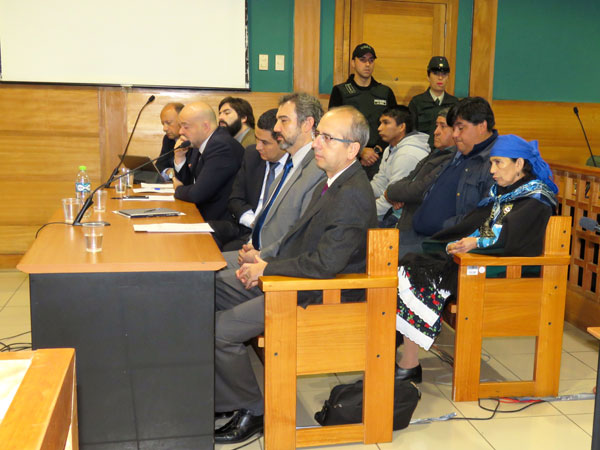 Los defensores p&uacute;blicos del caso Luchsinger: Renato Gonz&aacute;lez, Jaime L&oacute;pez, Mario Quezada, Marcelo Pizarro, Humberto Serri y Ricardo C&aacute;ceres.