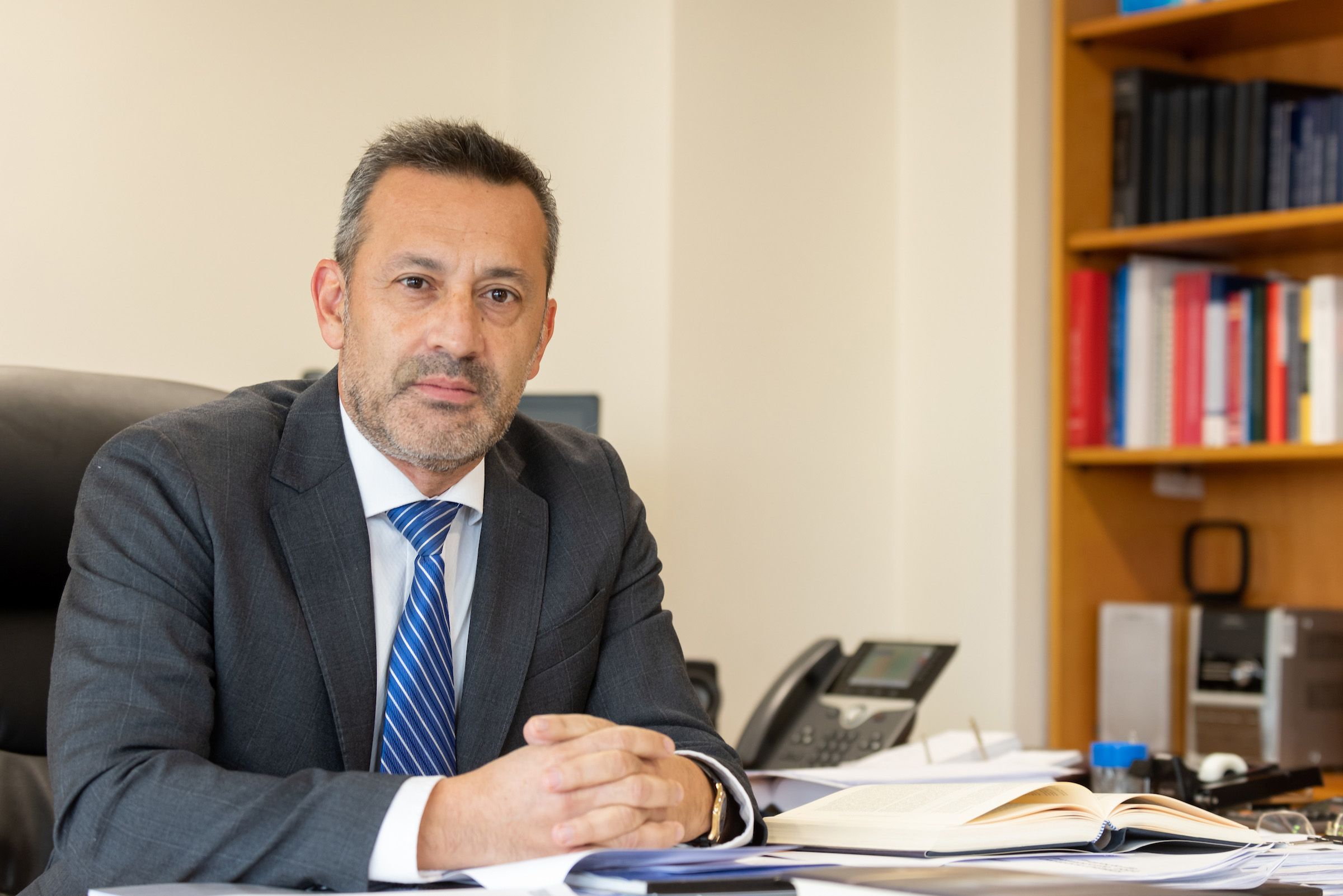 El Defensor Nacional, Carlos Mora Jano.