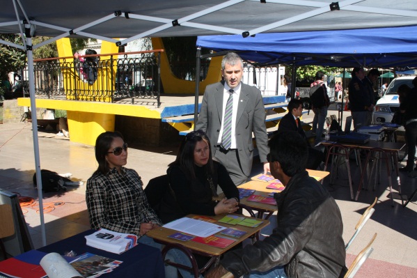Defensor Regional, Ra&uacute;l Palma en plaza de justicia en el centro de Copiap&oacute;.
