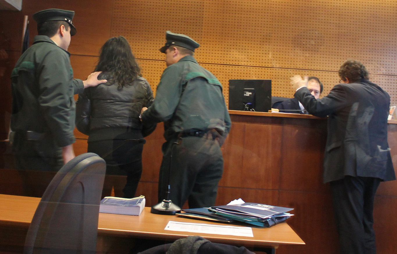 El juez Nibaldo Ar&eacute;valo decidi&oacute; por oficio que Dixenia Sandoval fuera internada en el Hospital Horvitz hasta que all&iacute; seemita un informe psiqui&aacute;trico.