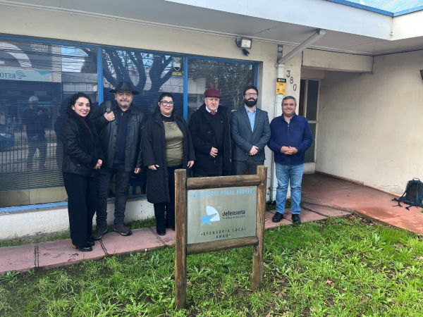 En dependencias de la Defensor&iacute;a Local de Angol se realiz&oacute; esta provechosa reun&oacute;n con los medios de la zona.