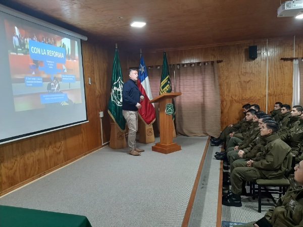 La actividad se realiz&oacute; en el Grupo de Formaci&oacute;n de Carabineros de Ancud.