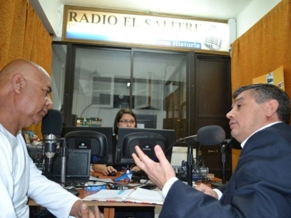 El Defensor Regional de Tarapac&aacute; convers&oacute; con el conocido locutor Rigoberto Cataldo, de Radio El Salitre.