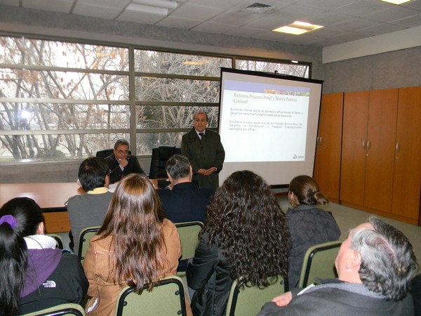 Inter&eacute;s suscit&oacute; charla de la Metropolitana Sur a funcionarios muncipales
