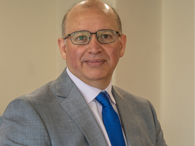 El Defensor Nacional (s), Osvaldo Pizarro Quezada. 
