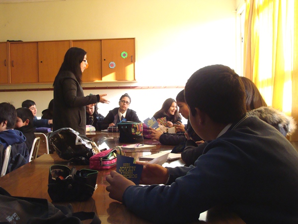 La Defensora juvenil , Claudia Ojeda, explic&oacute; a los alumnos los alcances de la Ley de Responsabilidad Penal Juvenil