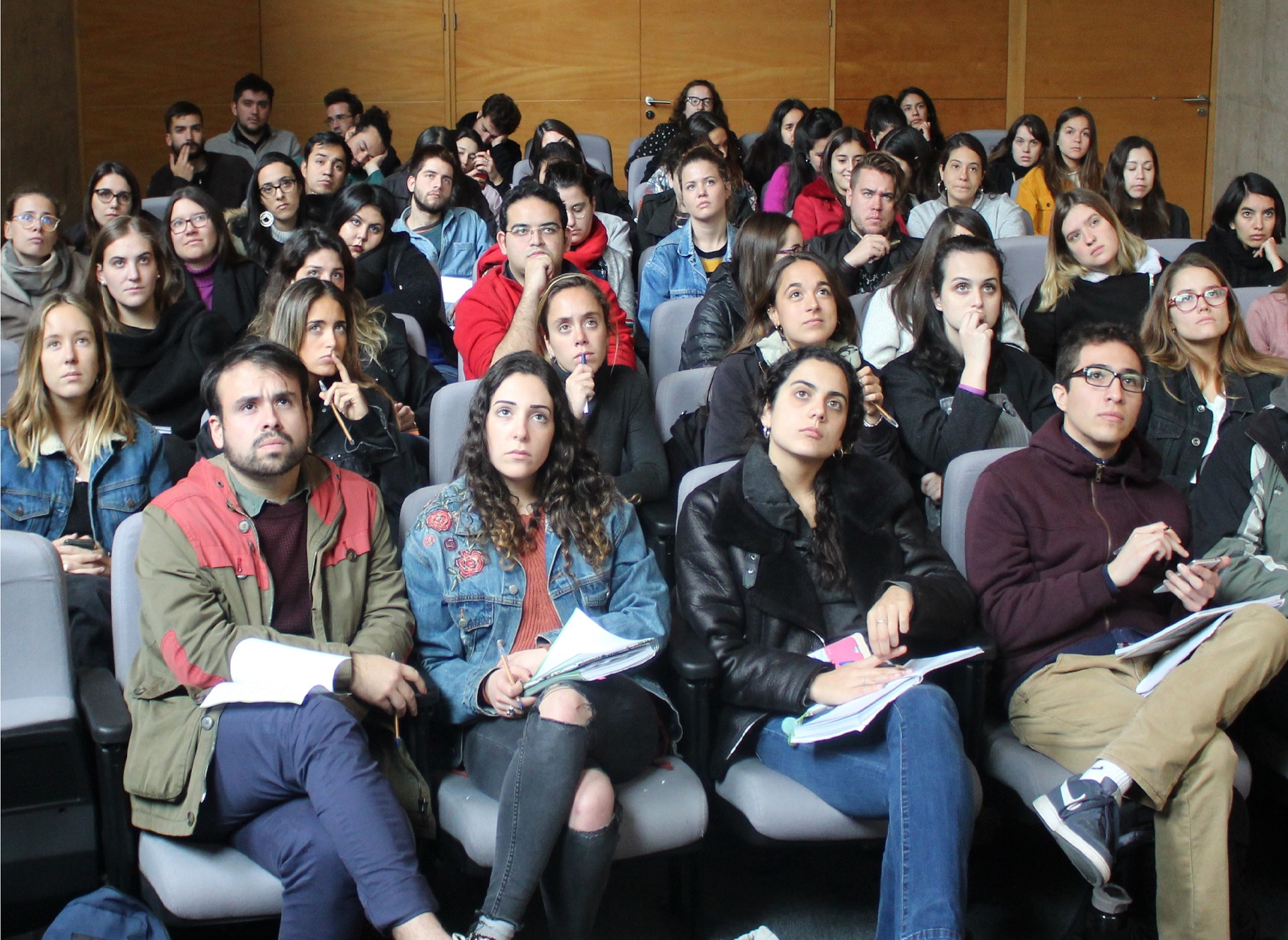 Los estudiantes, muy interesados en casos en que defensores de la DRMN lograron vuelcos en casos en que la prensa conden&oacute; anticipadamente a imputados.