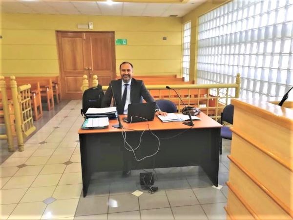 (Foto de archivo) El defensor local jefe de Copiap&oacute;, &Aacute;ngel Guerrero, en el Tribunal de Garant&iacute;a de Copiap&oacute;..