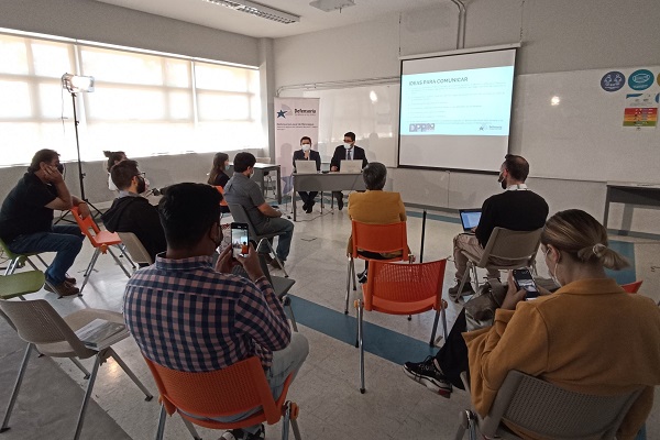 Contituyentes y sus equipos participaron en el conversatorio sobre debido proceso y derechos fundamentales para imputados y condenados.