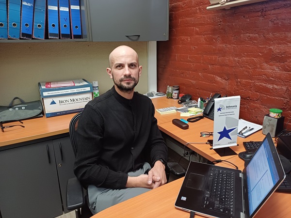 El abogado Humberto Ram&iacute;rez, de la Unidad de Estudios de la Defensor&iacute;a Regional de Valpara&iacute;so. 
