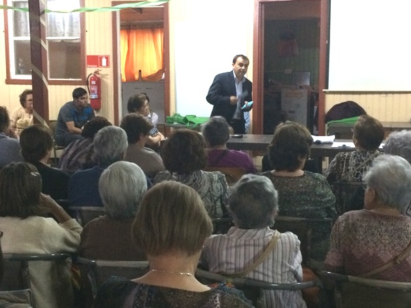 La charla constituy&oacute; un primer contacto con la unidad vecinal, pensando en otras actividades conjuntas para 2017.