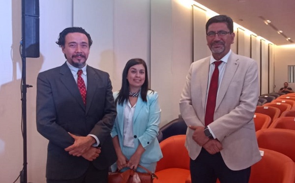El Defensor Regional, Claudio Aspe, junto al fiscal regional, Emiliano Arias, y la contralora regional, Roc&iacute;o Ort&iacute;z.
