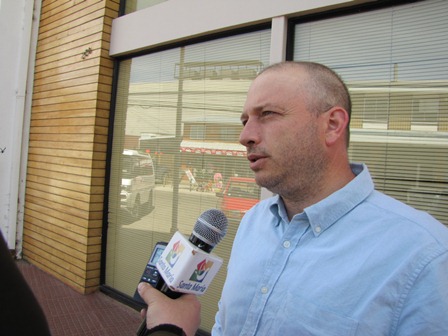 Fernando Acu&ntilde;a, Defensor Regional de Ays&eacute;n
