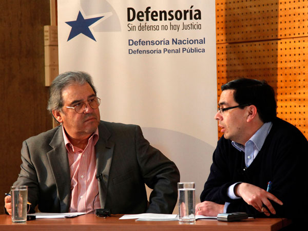 Durante la tarde, la periodista Tati Penna entrevist&oacute; a los defensores para televisi&oacute;n, mientras que Sergio Campos  (foto) lo hizo para radio.