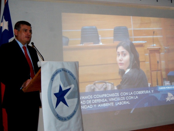 Marco Montero, Defensor Regional de Tarapac&aacute; detall&oacute; las cifras de gesti&oacute;n de defensa en ceremonia ante autoridades regionales.