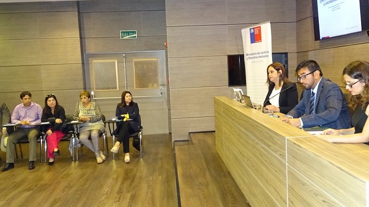 La Defensora Regional present&oacute; al 'Comit&eacute; de reinserci&oacute;n' los avances de la instituci&oacute;n en esta materia.